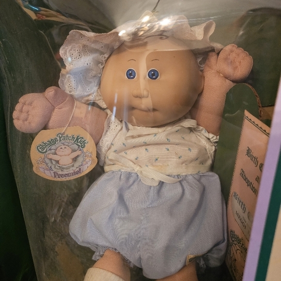 Vintage 1983 Cabbage Patch Kids Preemie Doll. Leggings Theresa. Adorable. - Picture 2 of 9